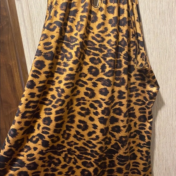 Women’s leopard top - Picture 2 of 4